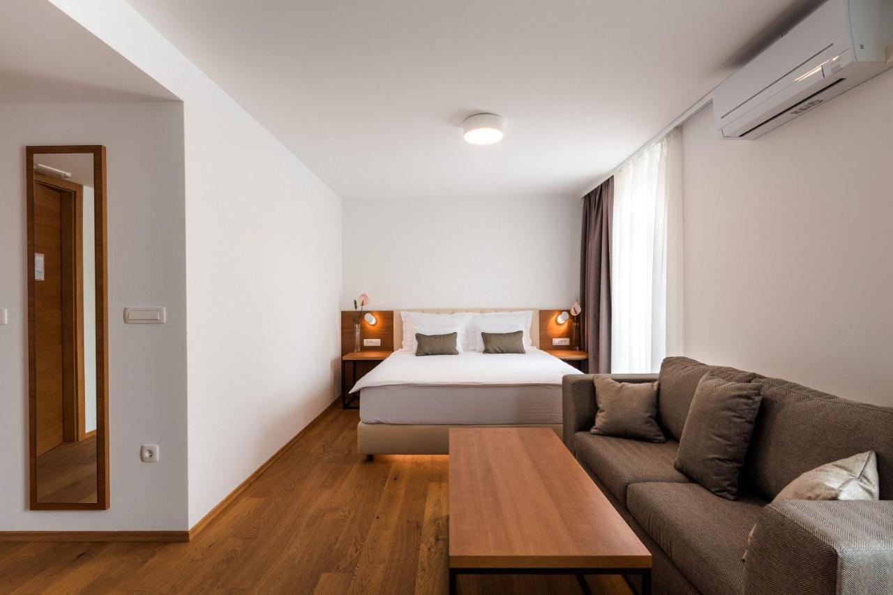 Hotel Ajdovec Sevnica Extérieur photo